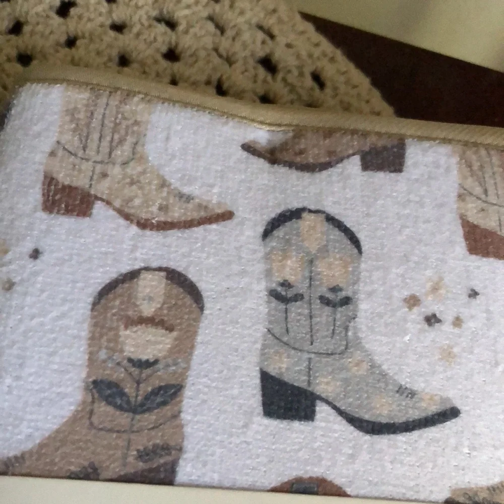 Jessica Simpson Western Cowboy Boot Dish Drying Mats in Beige and White
